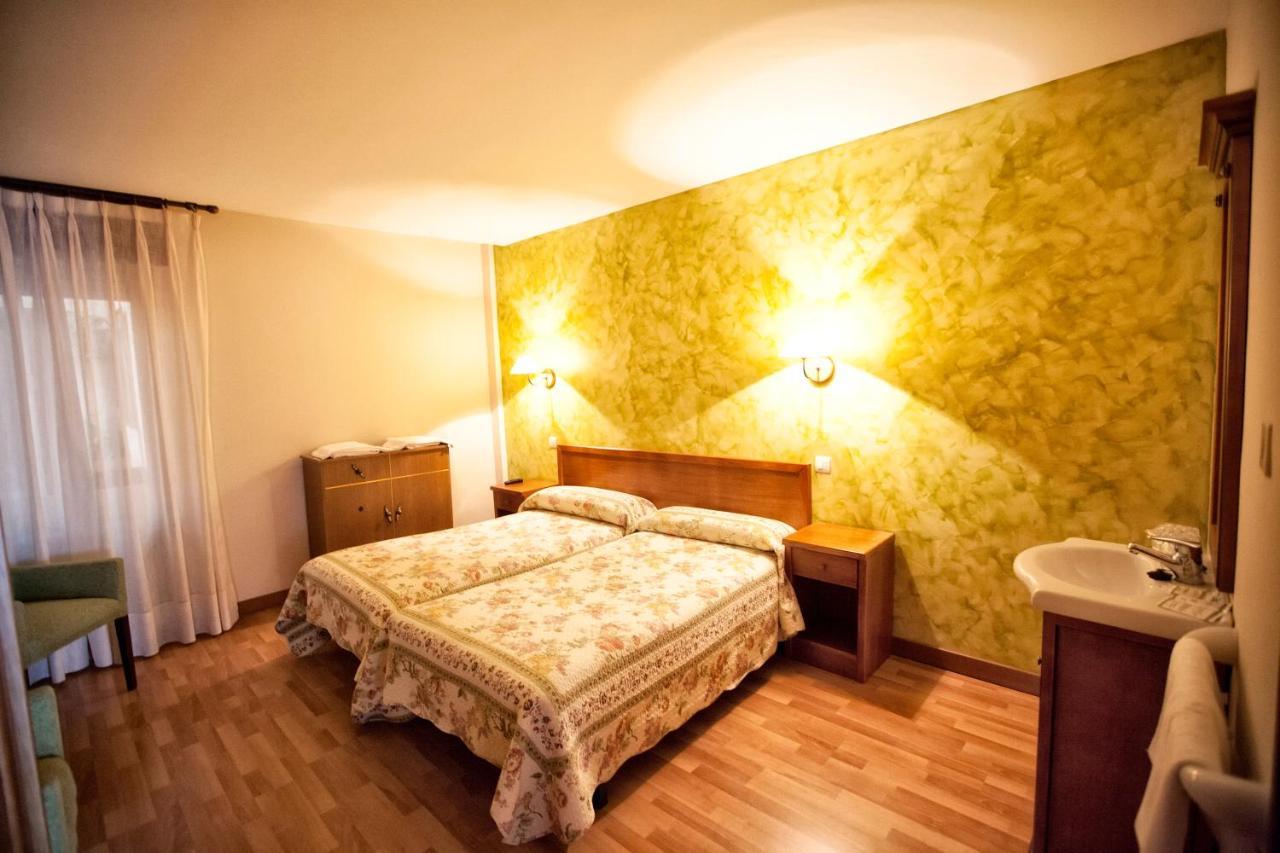 Hotel Covadonga Onís Zewnętrze zdjęcie