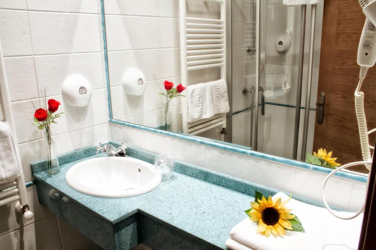 Hotel Covadonga Onís Zewnętrze zdjęcie